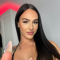 Annie (@zha90947) 's Twitter Profile