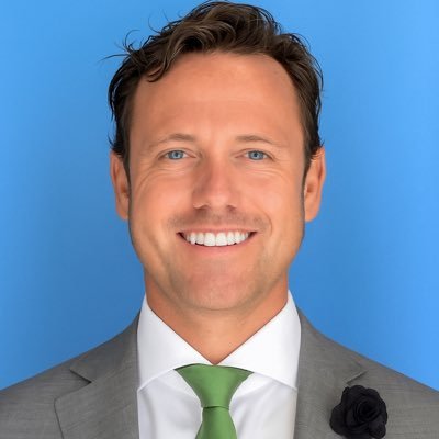 kevinhedges's profile picture. Founder @AnnuityProsGrp | Global Finance Professional | #Skier #Snowboarder #Kitesurfer #MartiniMaker 🇺🇸⛷🏂🏄🏼‍♂️🍸🇬🇧