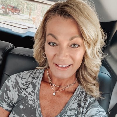 ✨4X Business Owner ✨Bulldog Momma✨Transform Your Mindset to Unlock Your Income Potential ✨DM me #coaching To Learn How ✨