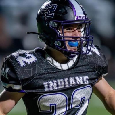 Class of 2027 | 5’7” 165lbs RB | 1,300+ yds & 17 TDs | Mascoutah HS | 3.8 GPA | State Wrestler | BJJ Competitor | Undersized. Overdelivering. Never outworked.