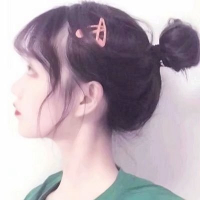 JB4ld8XyCSAt3's profile picture. 今天也在寻找能一起笑的人🐾