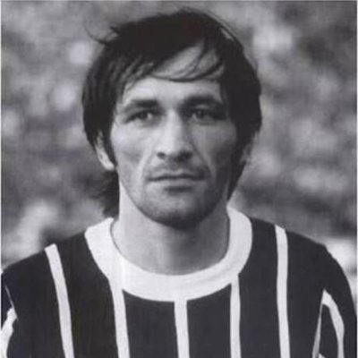 viajamenos's profile picture. Música, Deus e Corinthians. Não necessariamente nessa ordem.