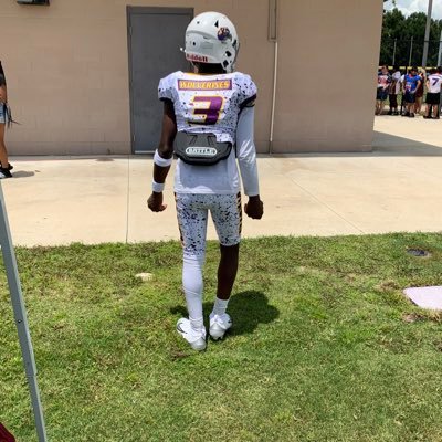 || C/O 2030 || GPA 3.6|| RB/DE || height=5’9. weight= 144 || 📲 863-221-7379 danielevans12456@gmail.con