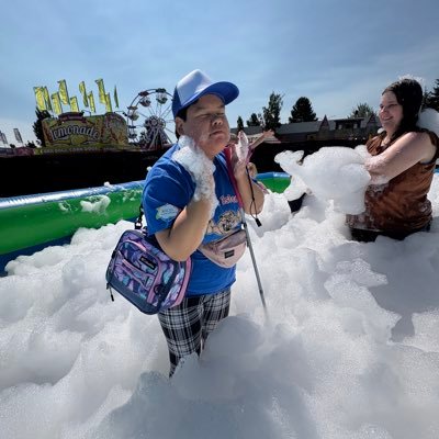 @marshmello updates🤍. Previous account @huggingmello.