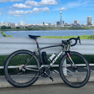ロードバイク🚴♂️サイクリング 🚴🏻♀️が好きな週末ライダーです。 美味いものに出会い、カロリー消費のために日々楽しく走ってます! 自転車以外も時々アップします。 どうぞ気軽にコメント、フォローお願いします!