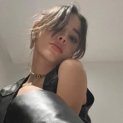 lvsdanna's profile picture. there’s no reason not to feel so damn depressed