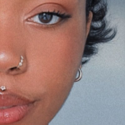 symone renai. Profile