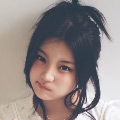 just a girl who loves ggs | ablume ꕤ illit ꕤ yena ꕤ kiiikiii ꕤ le sserafim