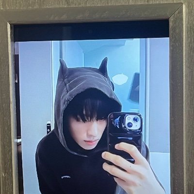 ilovefairuz_'s profile picture. 😓