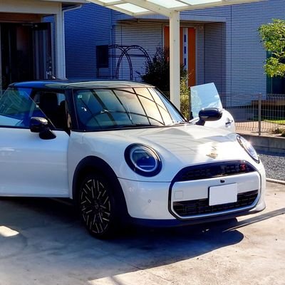 I LOVE BMW MINI Cooper S🇩🇪🇬🇧F66S乗り /Escape from Tarkov/ギターとPC弄り🛠/料理/食科学・栄養学専攻/無言フォロー失礼しますm(*_ _)m MINI・生き物全般大好きです