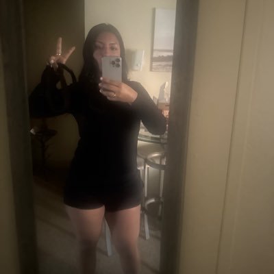 aryanafrvrr's profile picture. 