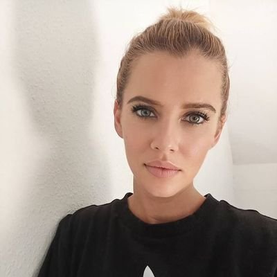 Isabelle van brood Profile
