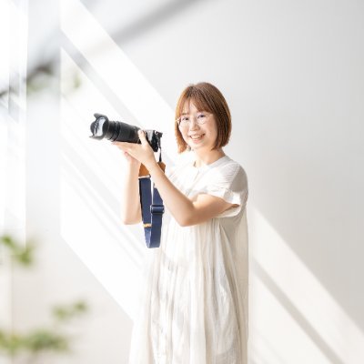 写真も撮れるWebデザイナー📸|2児のママ
ナチュラルでやさしいテイストが得意。
あなたらしい自然な魅力を伝えるプロフィール写真の撮影実績あり◎
毎週写真豆知識発信中💡
デザイン、撮影のご相談はDMまで✨
https://t.co/ZyDoHsp7OS