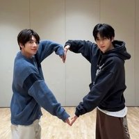 ⋆⁺𖤐 🐿️🐰 (@trustiezloops) 's Twitter Profile