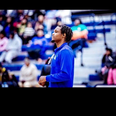 GAL 2:20 NLT🙏🏽.. LaGrange College🎓/Emory University🥼.. LaGrange High School Girls Basketball Assistant🏀& Football QB Assistant🏈...Instagram: c.burks4