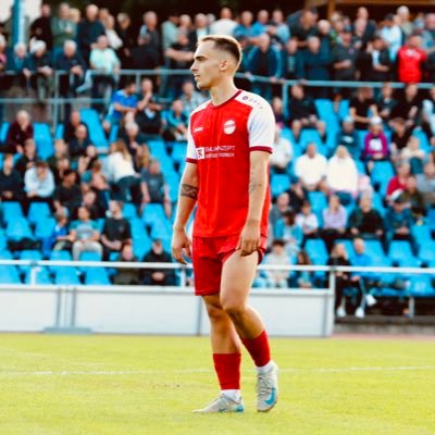 Tom080297's profile picture. • Retired CEO Home of Clash • Home of Revolution • Leader Stille Rache™️ Clan