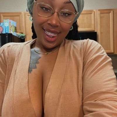 I'm available for fun 🥰 so we can make some friends..hit me up on zangi 1054650206