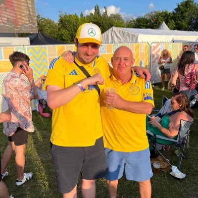 season 🎫 holder @LUFC 🟡⚪️@Cambridgeunited 🟠⚫️ @49ers @lakers #SLH44 #GR63 #CL16 #LN4