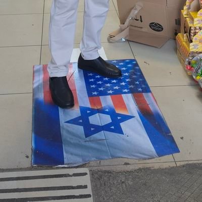 ultravi87927167's profile picture. 