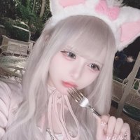 🍓 (@trhk5l2) 's Twitter Profile