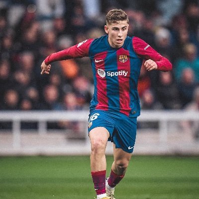@FCBarcelona active 24/7♻️ Honest Football ⚽️ fan, Music 🎶 Raplife🎤 Gamer 🎮 and Fc Barcelona follow me I will follow back💯Asap
