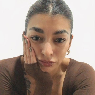 flor_bruhn's profile picture. @belgrano y nada mas
messista
.