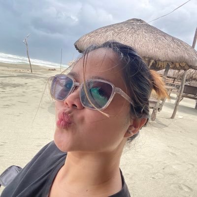 ClaireVega20_'s profile picture. RN na!!