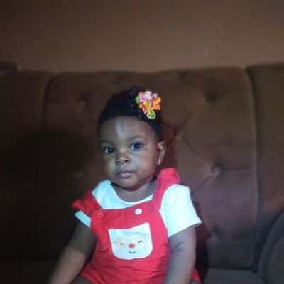 Dazzling_Stephy's profile picture. Life is beautiful