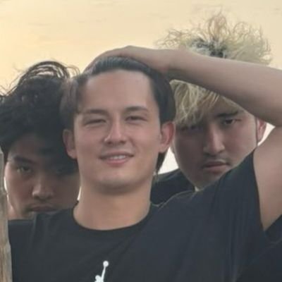 1jkHvZfRnV68364's profile picture. 