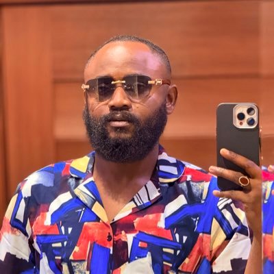 Don't follow... I'll not follow back😛.. just joking... Tap follow and I'll follow back and DON'T YOU DARE UNFOLLOW AFTER 😂😂