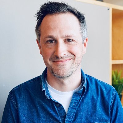 💻 3x Head of Design • building @skysoclear • 🧠 pm + design + ai + enterprise 😍 @stephiecwrites • 📱ross_chapman on tiktok