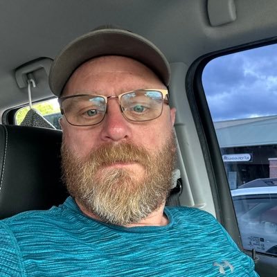 I’m pro- choice but anti-abortion I support the 2A I’m for small government but a veteran if you have hookup, porn,OF, or you’re a tramp move on