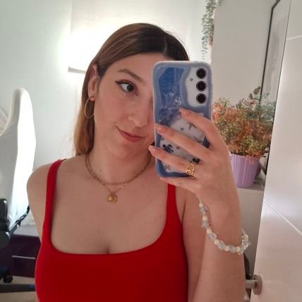 nievestm_'s profile picture. 🦋🌷🌴☀️🐟✨️🧩👶🏻❤️