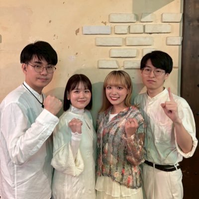 学生2人社会人2人で一輪の花のように一つ一つを大切に歌っています @rinrinringo__24 @Sae_Monn @daimajinhayato @Zahl_Mu