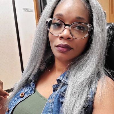 An inspirational artist
I draw and paint for a living
