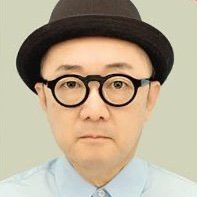 作曲家。Toyro Music所属。「CURE」「発狂する唇」「呪怨」等多数。近作では「愛がなんだ」「春画先生」「嗤う蟲」日テレ「占拠シリーズ」「潜入兄妹」「怪獣ヤロウ!」
占拠中:日テレ『放送局占拠』
公開中:近畿地方のある場所について(白石晃士監督)
mail; gary@toyromusic.com