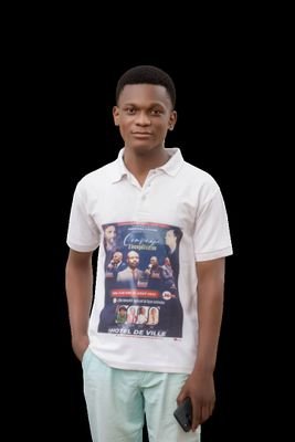 DavidMuyay35955's profile picture. 