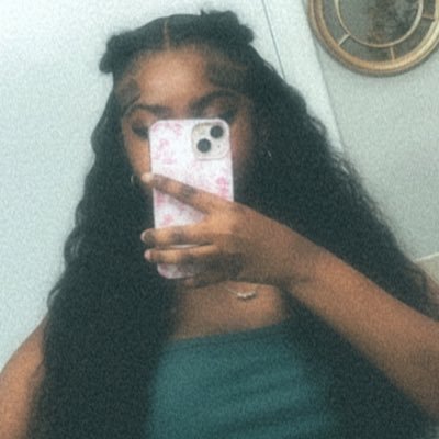 Yurriiii___'s profile picture. 