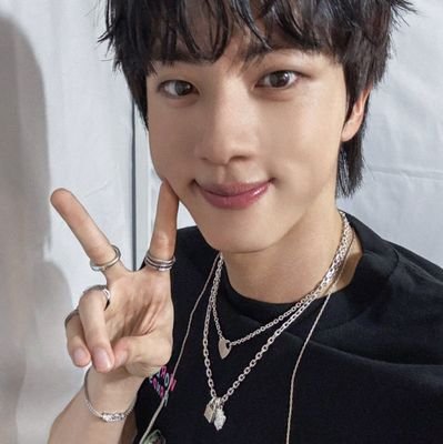 𝐃𝐨𝐧’𝐭 𝐛𝐞 𝐭𝐫𝐚𝐩𝐩𝐞𝐝 𝐢𝐧 𝐬𝐨𝐦𝐞𝐨𝐧𝐞 𝐞𝐥𝐬𝐞’𝐬 𝐝𝐫𝐞𝐚𝐦
#𝐁𝐓𝐒𝐏𝐀𝐕𝐄𝐃𝐓𝐇𝐄𝐖𝐀𝐘🏆 | OT⁷ | Jin bias | 🇬🇧 #𝔸ℝ𝕄𝕐 EST.20171006