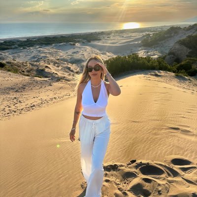 hazaldulek's profile picture. 