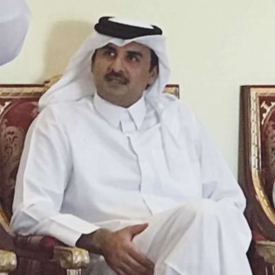 أحب الحياة التي وهبني إياها الله ليس لأنها جميلة بحد ذاتها ولكن .. لأن الله بنفسه يراقبها ويحرسها ويحفظها وينعم عليها أيوجد آمان أكثر من هذا 🤍