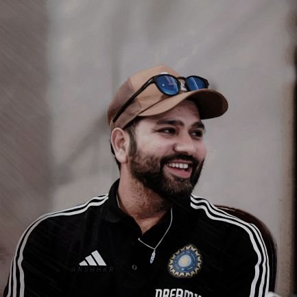 MainRo45hoo's profile picture. 