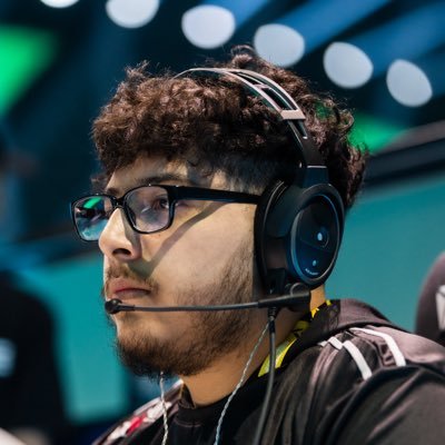 Pro Warzone player | In God we trust | business: clumziybusiness@gmail.com