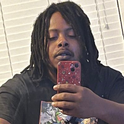 D33L0U's profile picture. DreadHead Nigga #STL Chuuunkkk ‼️ I just be posting funny shit and talking a lil shit.