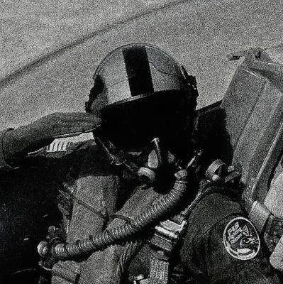 bravosixgfx's profile picture. fueled by jet noise and illustrator.
paid posters 🔻