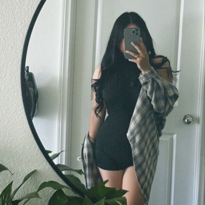 She wears confidence like it’s her favourite shade.
Beauty begins the moment she decides to be herself.
❌NO PORN❌SCAMMER❌BOTS❌LEFTIST