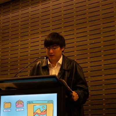 sebvstias's profile picture. frenteamplista, internacionalista, usachino, y a veces me gusta opinar.