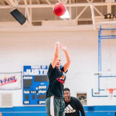 Cosby HS | 2027 | Team Loaded VA 16u | 5,11 SG/SF | 15 | 3.9 GPA |
