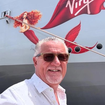 Paypug_'s profile picture. Old account got hacked @78k 💔😩