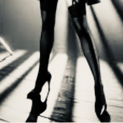 GoddessAri is here to grab your attention and drain your account 🦶🏼 You know I deserve it Cashapp $GoddessofToes1 🫦Findom Femdom Sock seller
